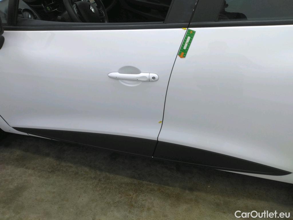  Renault  Clio  IV Air MediaNav 1.5 dCi 90CV BVM5 E6 #24