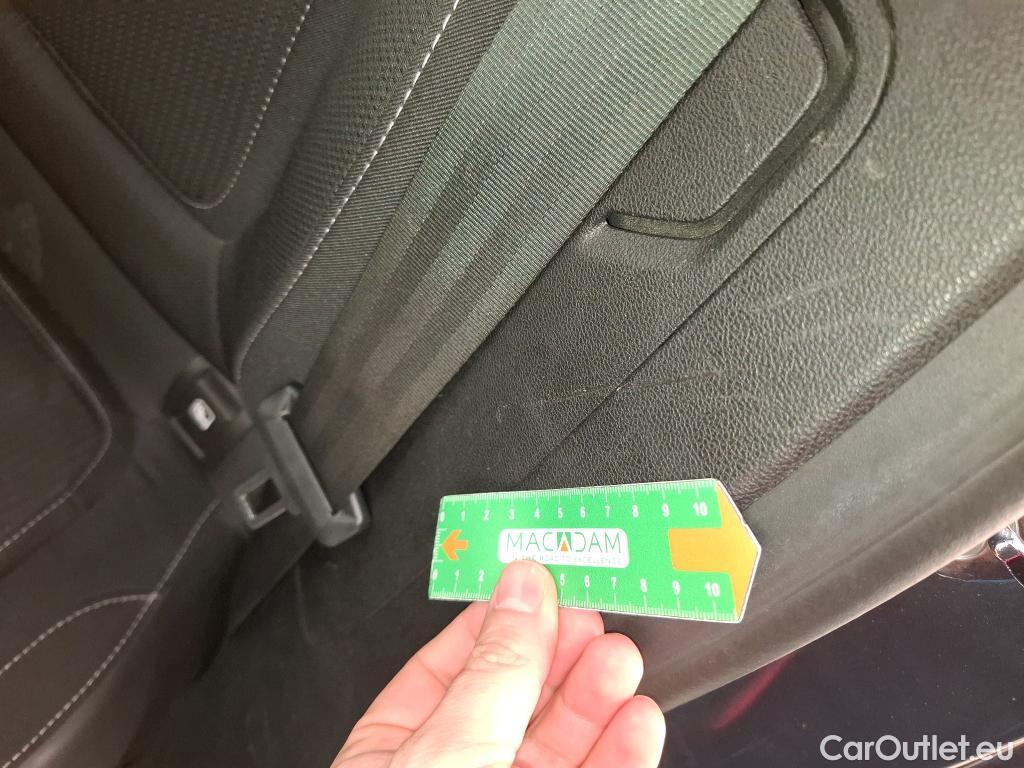  Renault  Megane RENAULT Mégane Estate / 2020 / 5P / Break Business TCe 115 FAP -21N #12