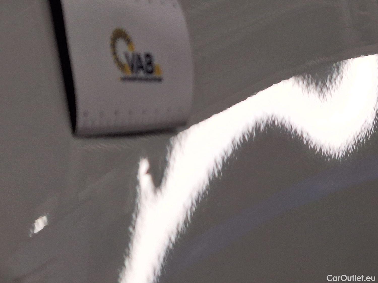  Volvo  XC 40 Volvo, XC40 '17, Volvo XC40 D4 AWD Geartronic R-Design 5d #19