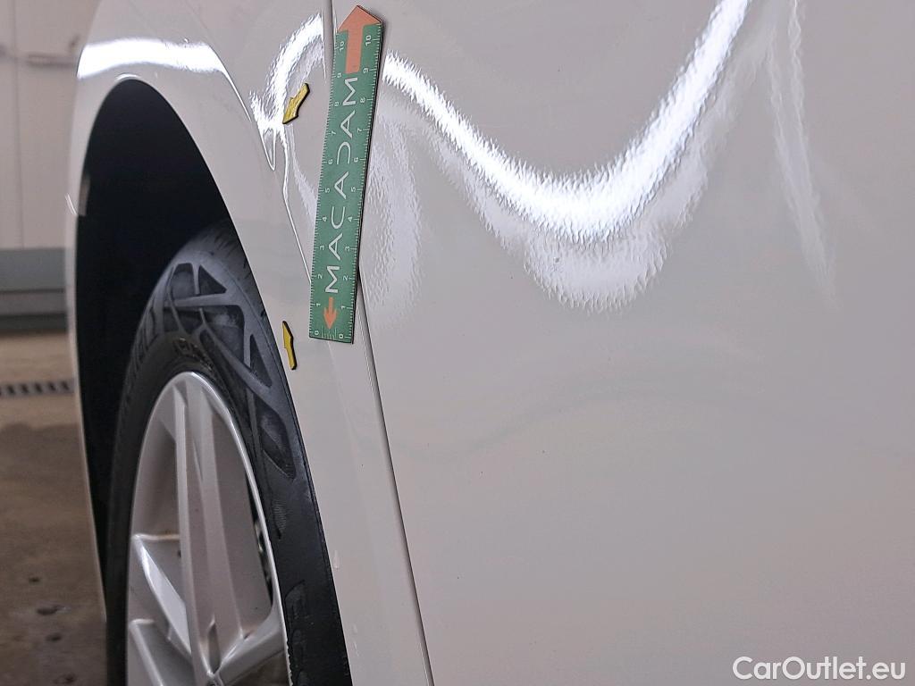  Toyota  Corolla TOYOTA  Touring Sports / 2018 / 5P / Break Hybride 122h Dynamic Business Supp Lomb #7