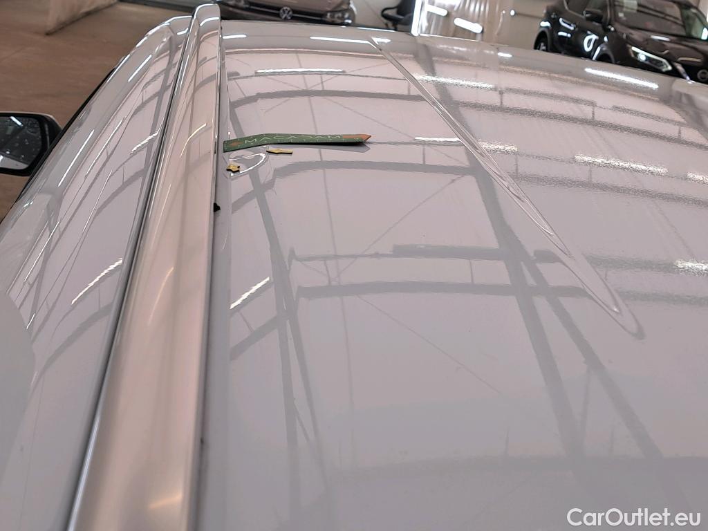  Toyota  Corolla TOYOTA  Touring Sports / 2018 / 5P / Break Hybride 122h Dynamic Business Supp Lomb #17