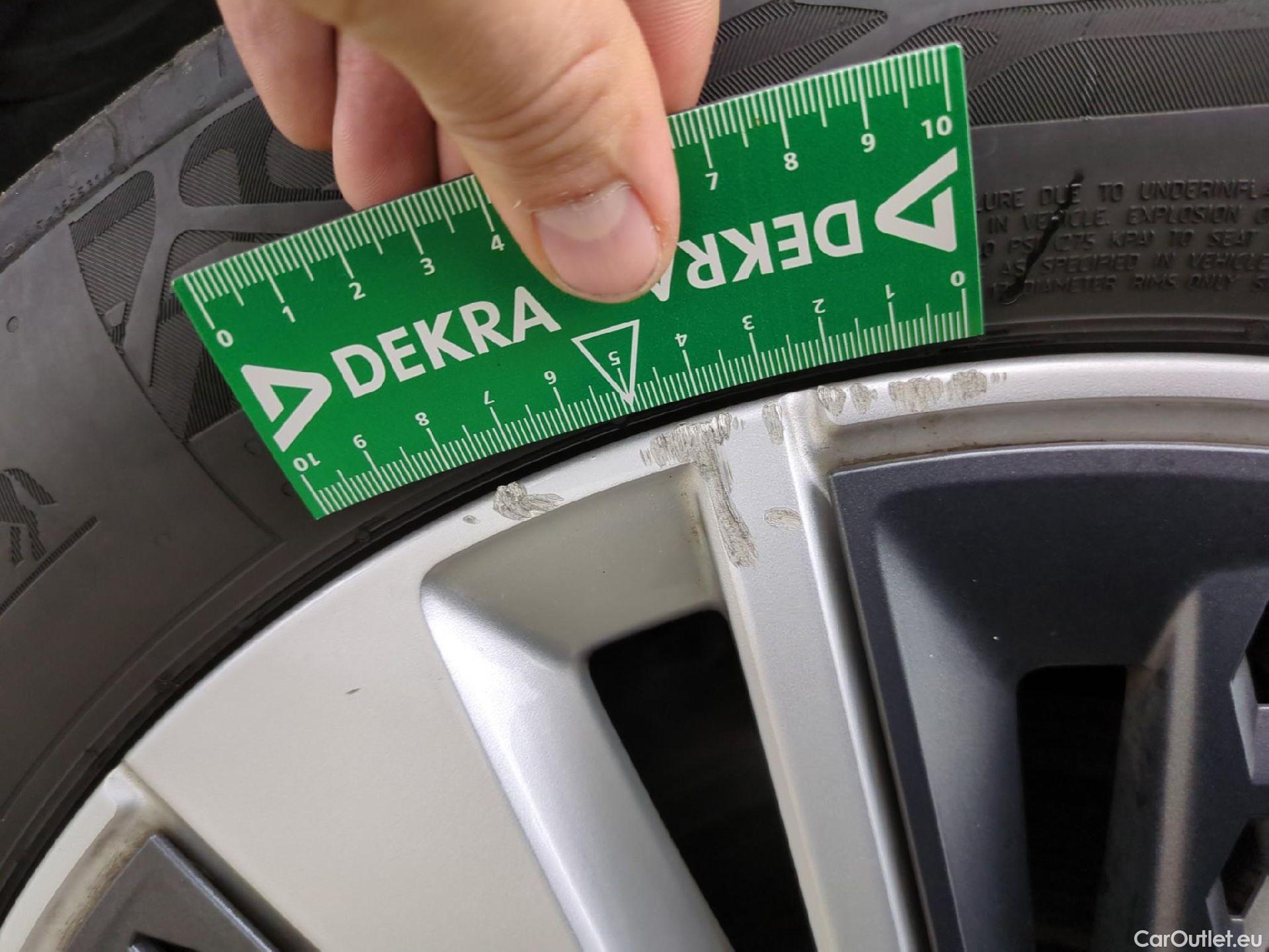  Skoda  Karoq SKODA  5p SUV 1.5 TSI 150ch ACT DSG7 Business #9