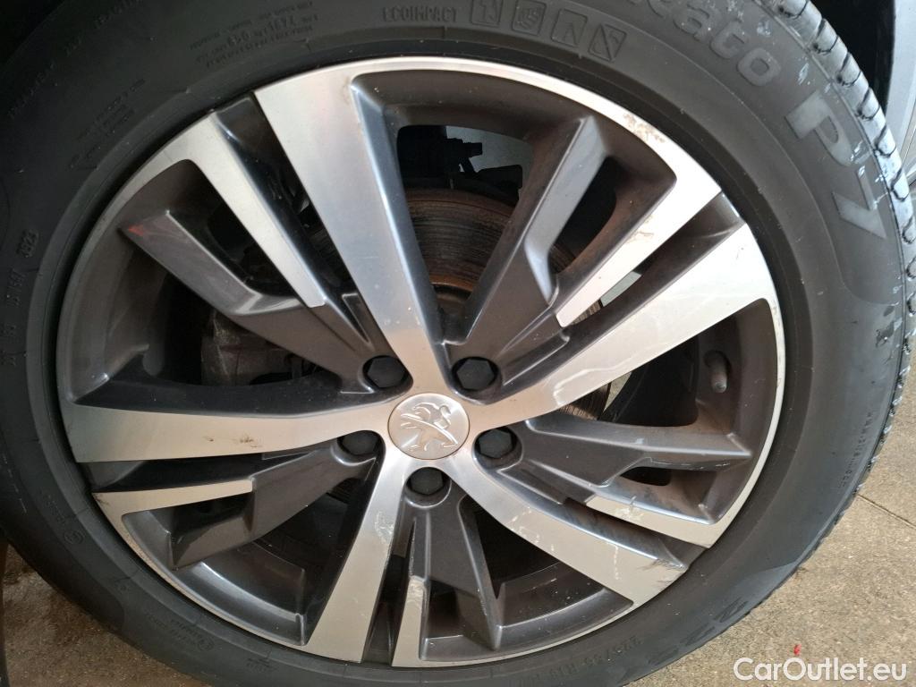  Peugeot  3008  Allure Pack 1.2 PureTech 130CV BVA8 E6d #7