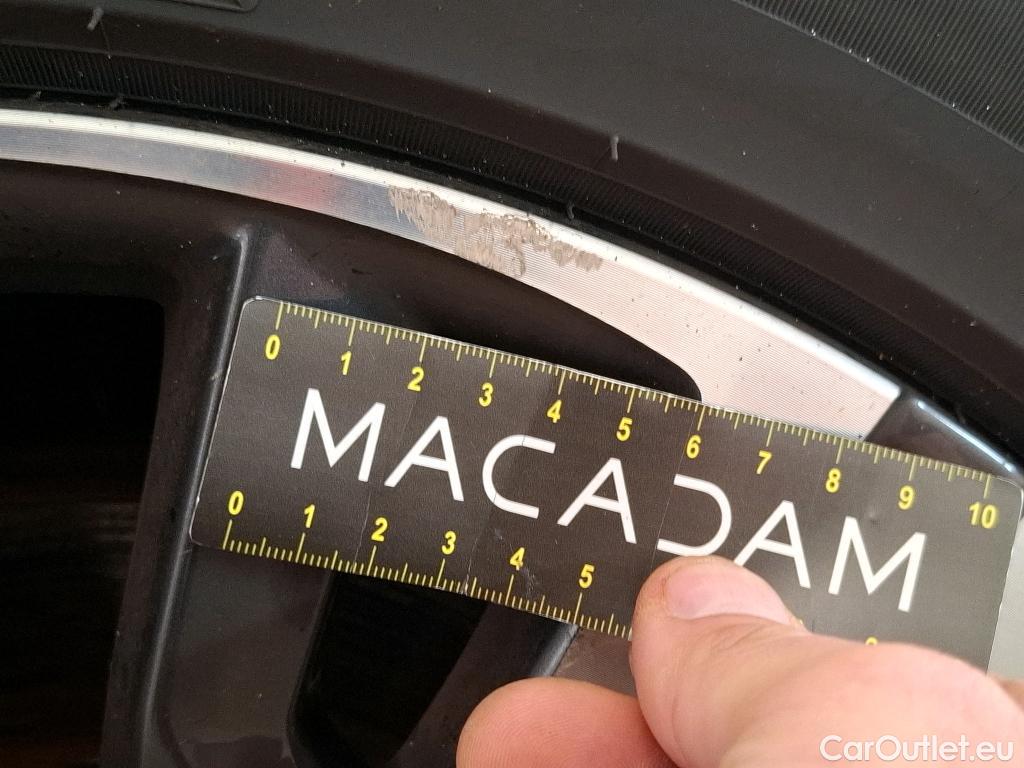  Peugeot  3008  Allure Pack 1.2 PureTech 130CV BVA8 E6d #8