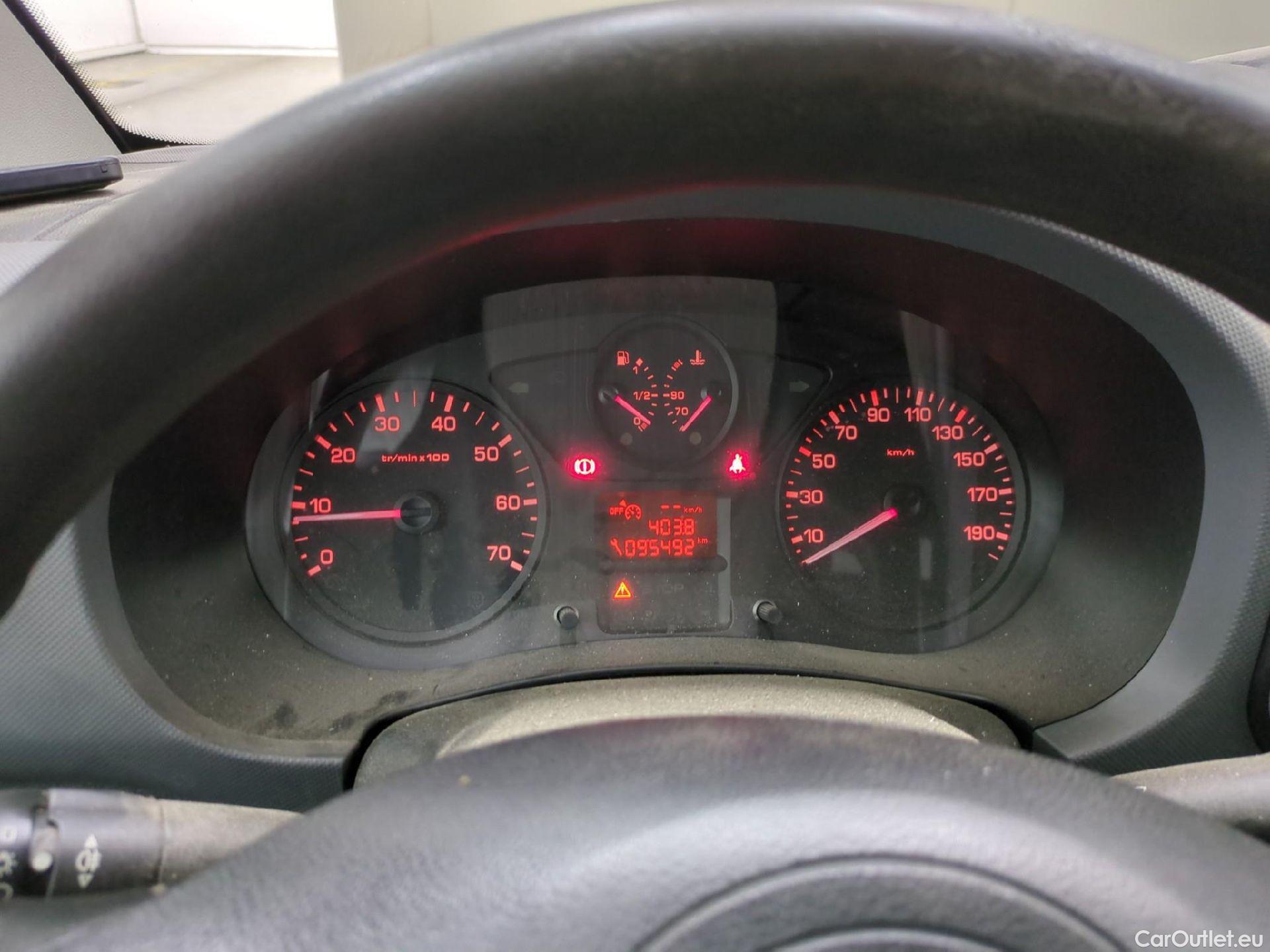  Citroen  Berlingo  Fourgon Club L1 (Court) 1.6 BlueHDi 100CV BVM5 E6 #1