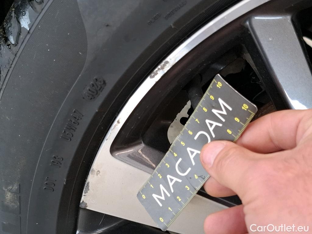  Peugeot  3008  Allure Pack 1.2 PureTech 130CV BVA8 E6d #22