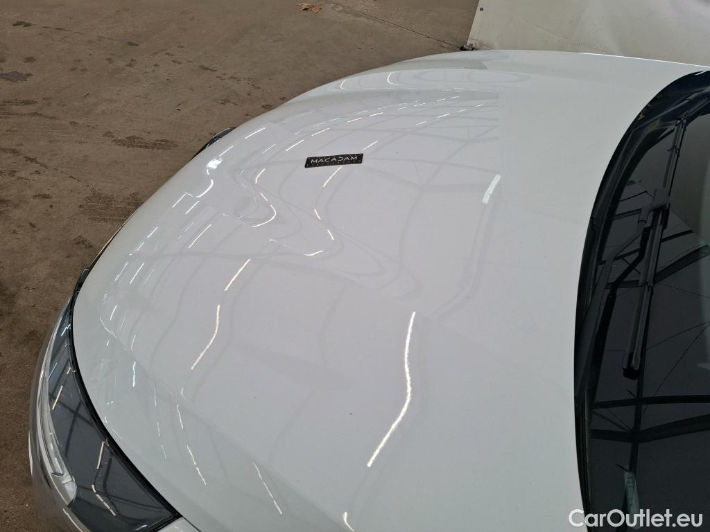  Renault  Clio RENAULT  / 2019 / 5P / Berline Business SCe 65 #19