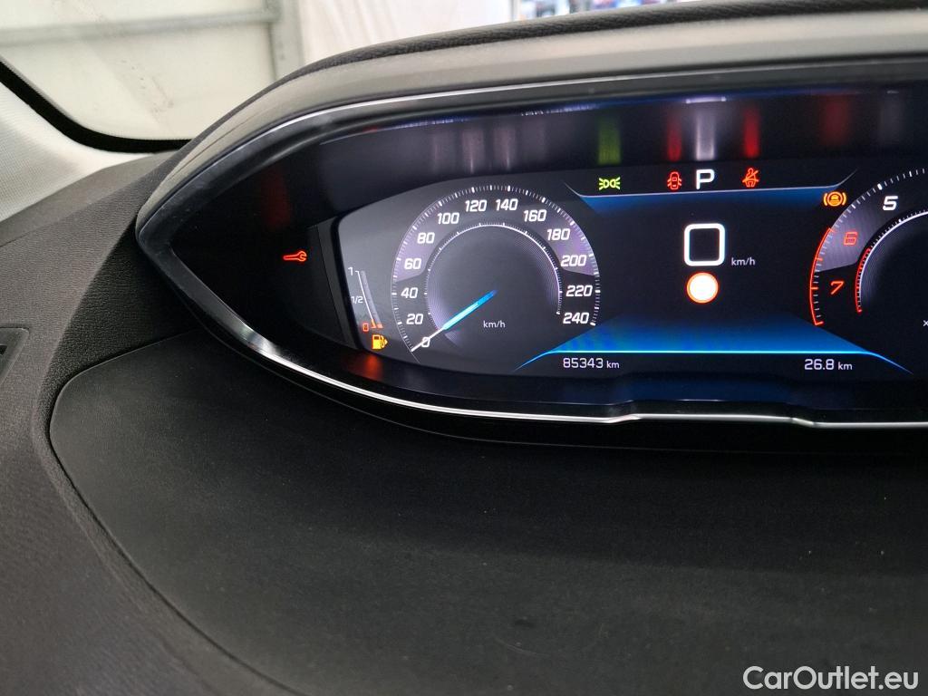  Peugeot  3008  Allure Pack 1.2 PureTech 130CV BVA8 E6d #34