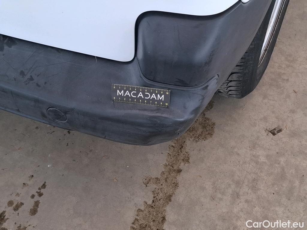  Citroen  Berlingo  Fourgon Club L1 (Court) 1.6 BlueHDi 100CV BVM5 E6 #24