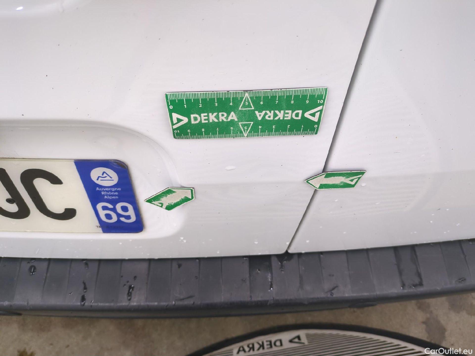  Renault  Kangoo  II Express Extra (Série Spéciale) 1.5 dCi 95CV BVM6 E6dT #28