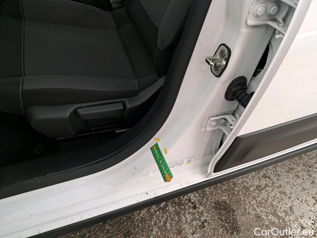  Citroen  C3 CITROEN  Société / 2020 / 5P / Berline / VU BlueHDi 100 SandS BVM6 Feel Nav #2