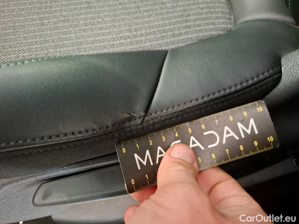  Peugeot  3008  Allure Pack 1.2 PureTech 130CV BVA8 E6d #5