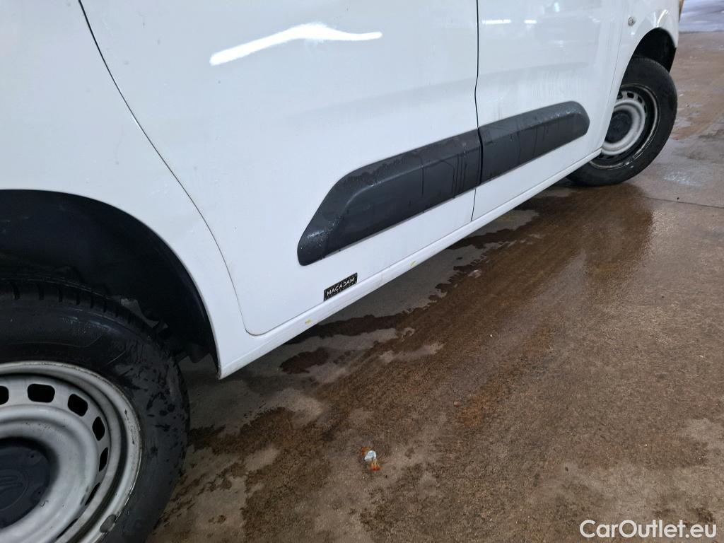  Citroen  Berlingo  Fourgon Club M 650 1.5 BlueHDi 100CV BVM5 E6dT #25