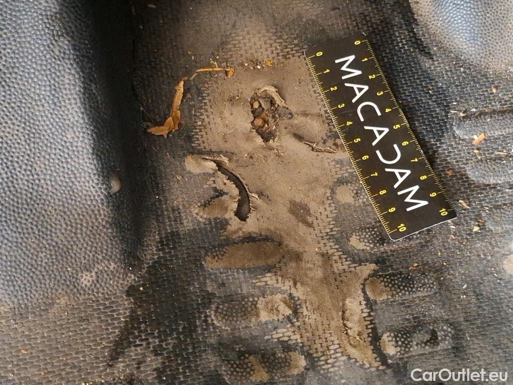  Citroen  Berlingo  Fourgon Club M 650 1.5 BlueHDi 100CV BVM5 E6dT #40