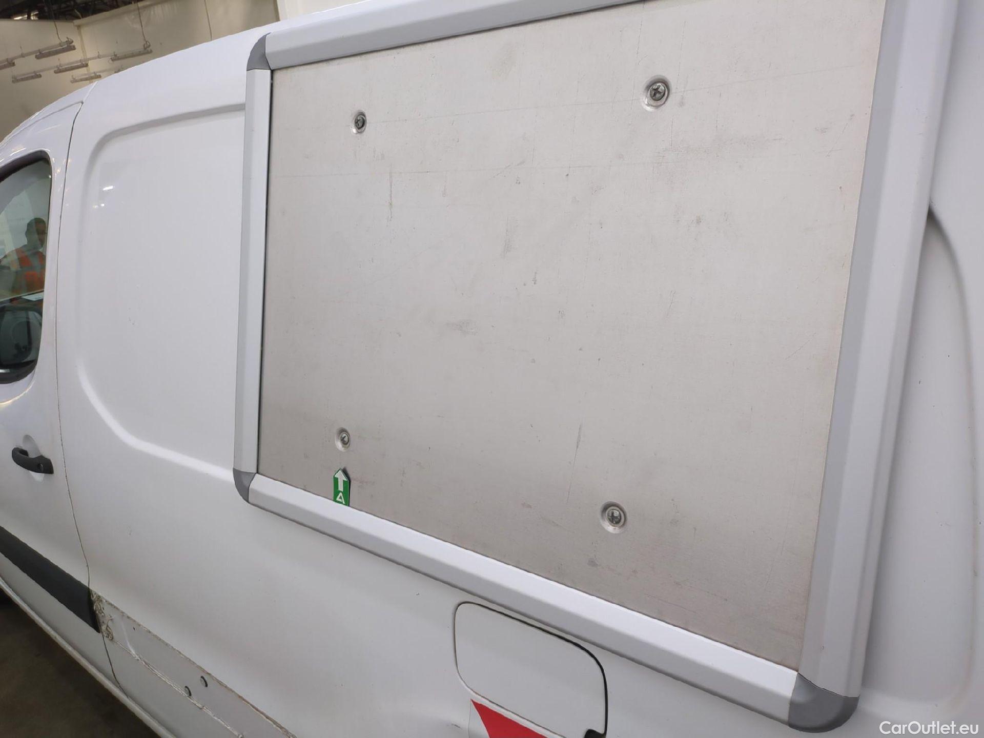  Citroen  Berlingo  Fourgon Club L1 (Court) 1.6 BlueHDi 100CV BVM5 E6 #40