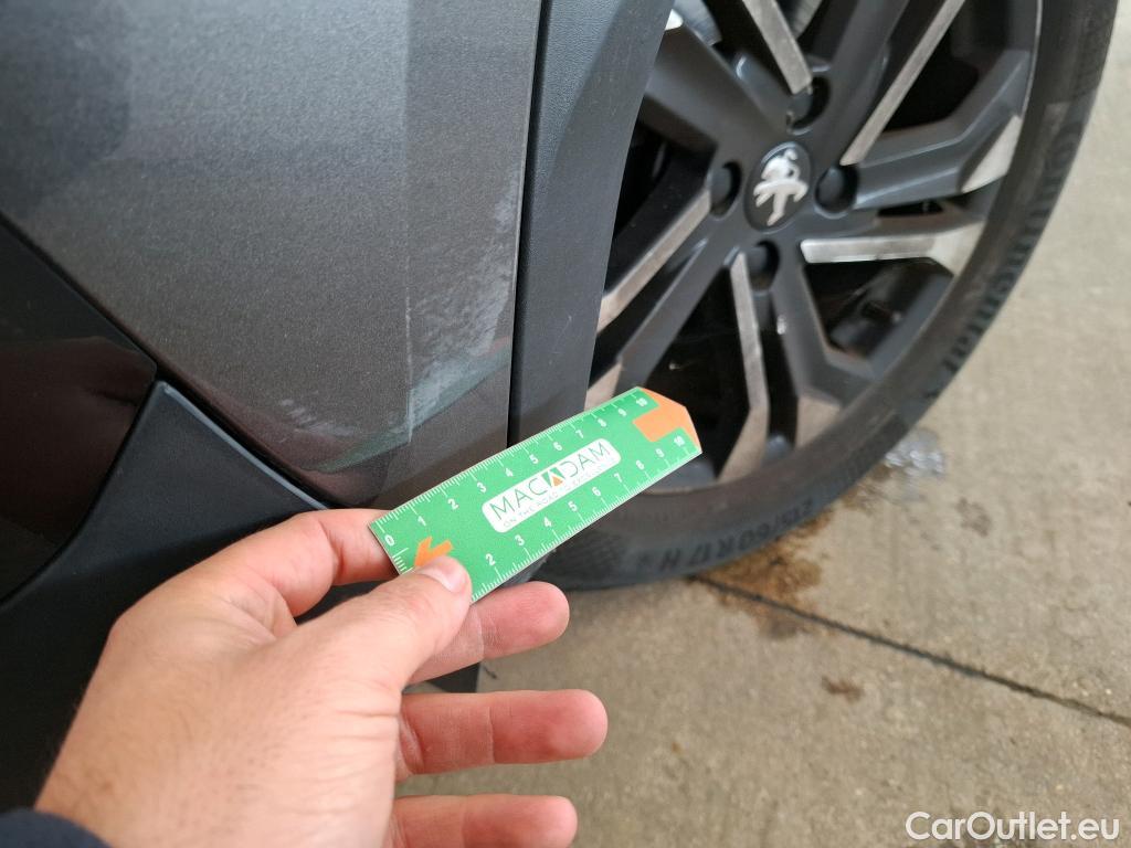  Peugeot  2008  Allure Business 1.2 PureTech 100CV BVM6 E6d #51