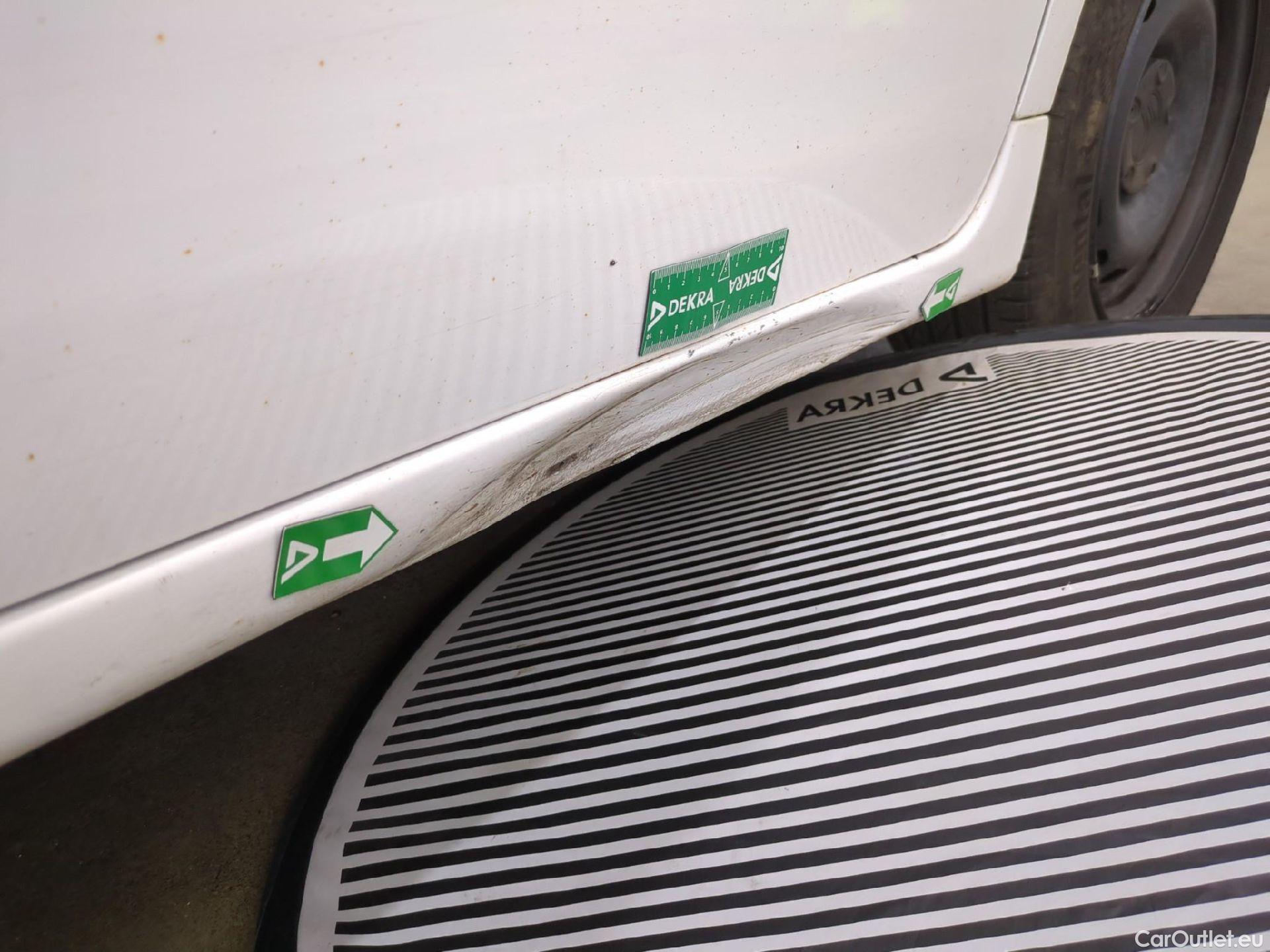  Citroen  Berlingo  Fourgon Club L1 (Court) 1.6 BlueHDi 100CV BVM5 E6 #17