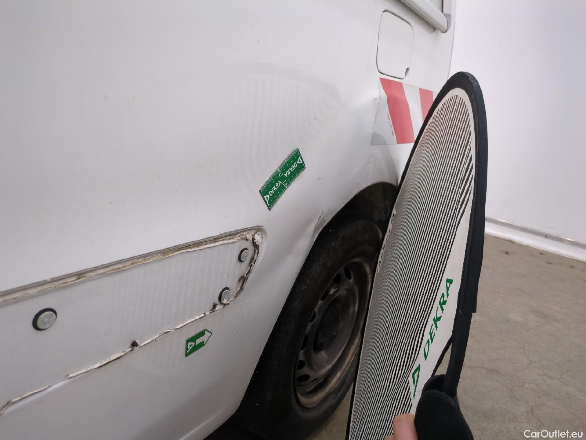  Citroen  Berlingo  Fourgon Club L1 (Court) 1.6 BlueHDi 100CV BVM5 E6 #37