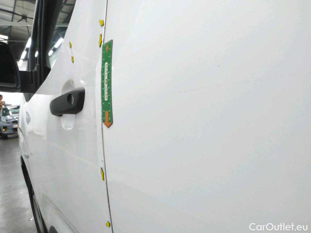  Citroen  Berlingo  Fourgon Driver XL 950 1.5 BlueHDi 100CV BVM5 E6dT #19