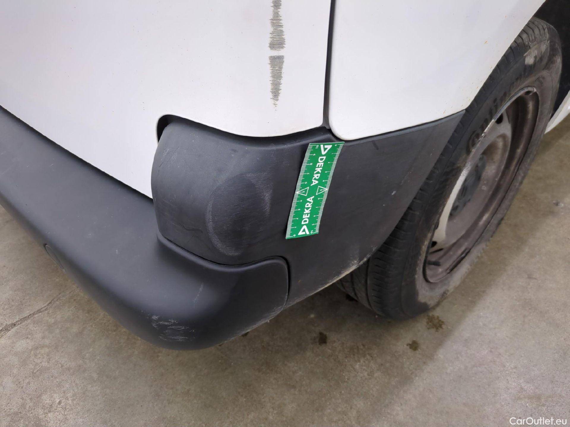  Citroen  Berlingo  Fourgon Club L1 (Court) 1.6 BlueHDi 100CV BVM5 E6 #57