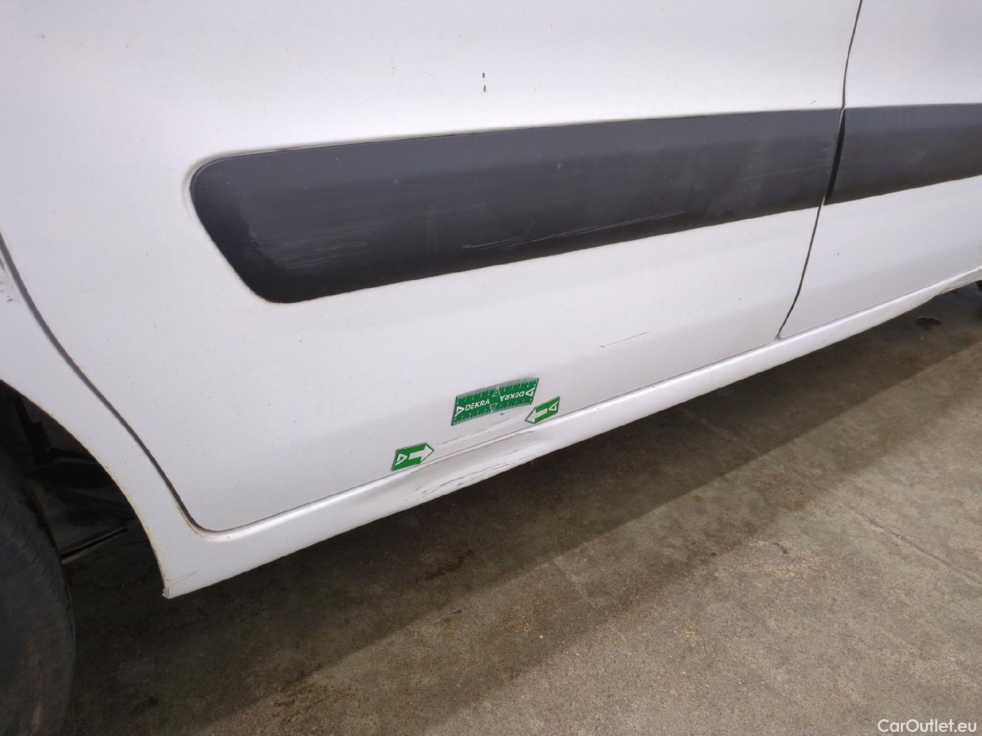  Citroen  Berlingo  Fourgon Club L1 (Court) 1.6 BlueHDi 100CV BVM5 E6 #15