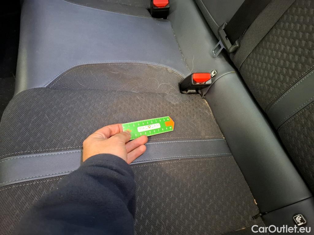  Peugeot  2008  Allure Business 1.2 PureTech 100CV BVM6 E6d #40