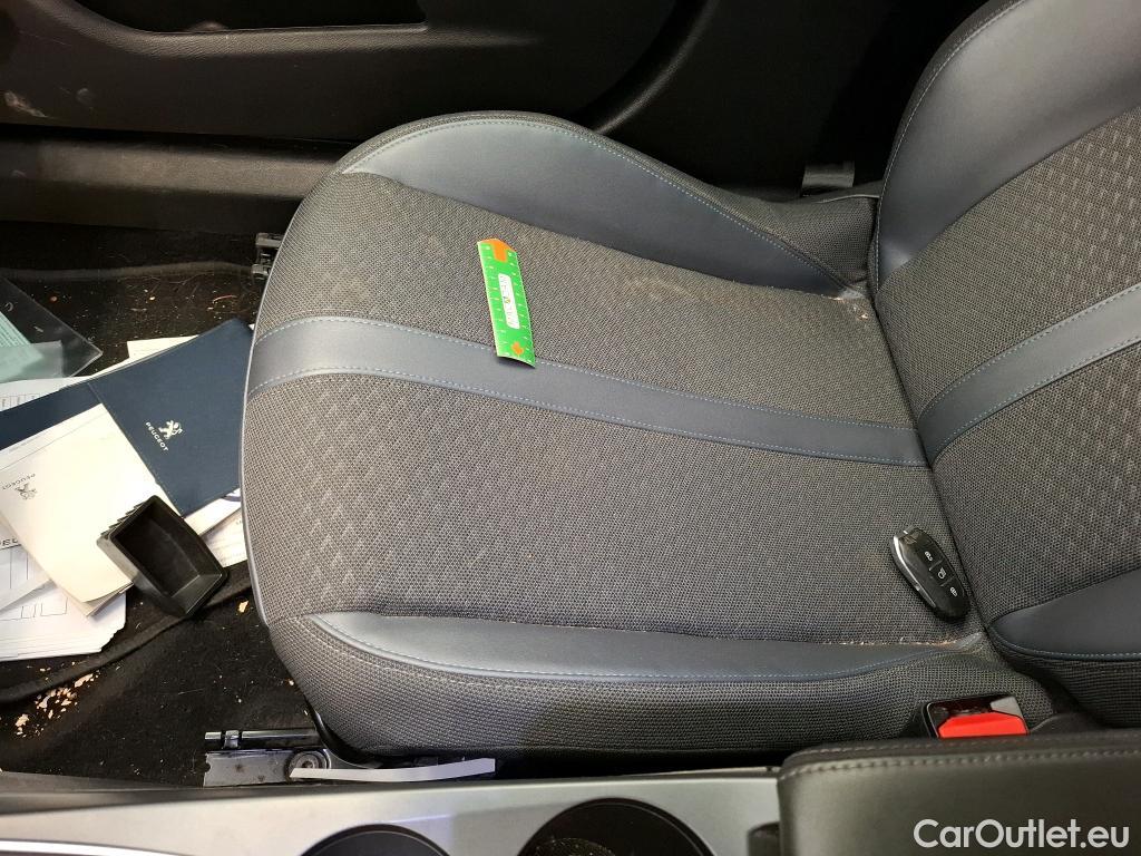  Peugeot  2008  Allure Business 1.2 PureTech 100CV BVM6 E6d #37