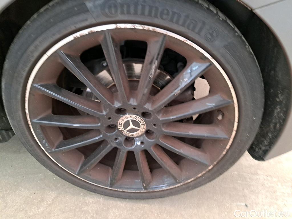  Mercedes  A-Klasse MERCEDES-BENZ Classe A Berline 5p Berline A 200 AMG Line 7G-DCT #9