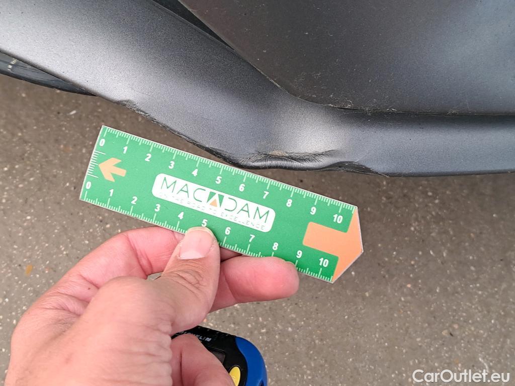  Mercedes  A-Klasse MERCEDES-BENZ Classe A Berline 5p Berline A 200 AMG Line 7G-DCT #7