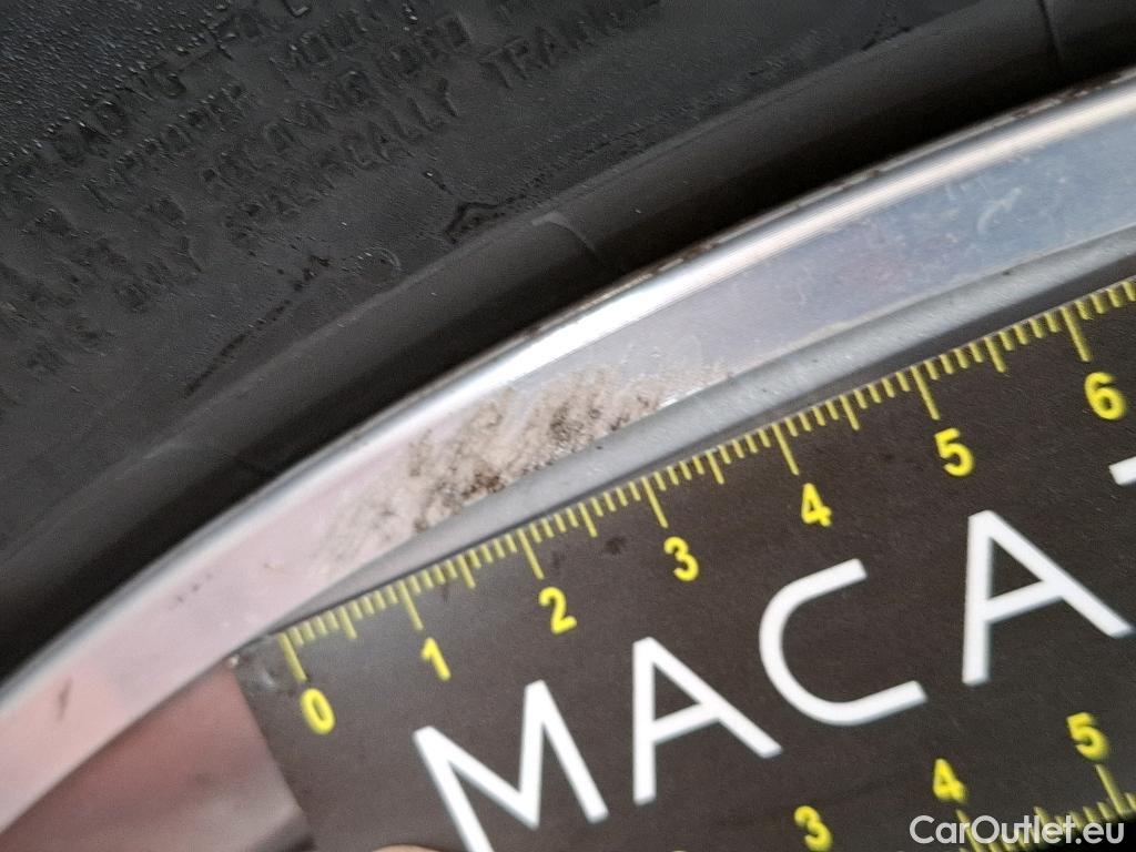  Audi  Q5  s line quattro 2.0 TDI 165CV BVA7 E6 #8