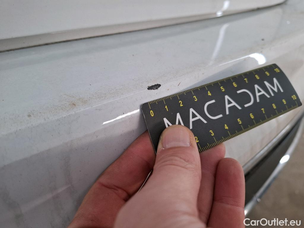  Volkswagen  Tiguan VOLKSWAGEN  / 2020 / 5P / SUV 1.5 TSI 150 DSG7 Elegance #4