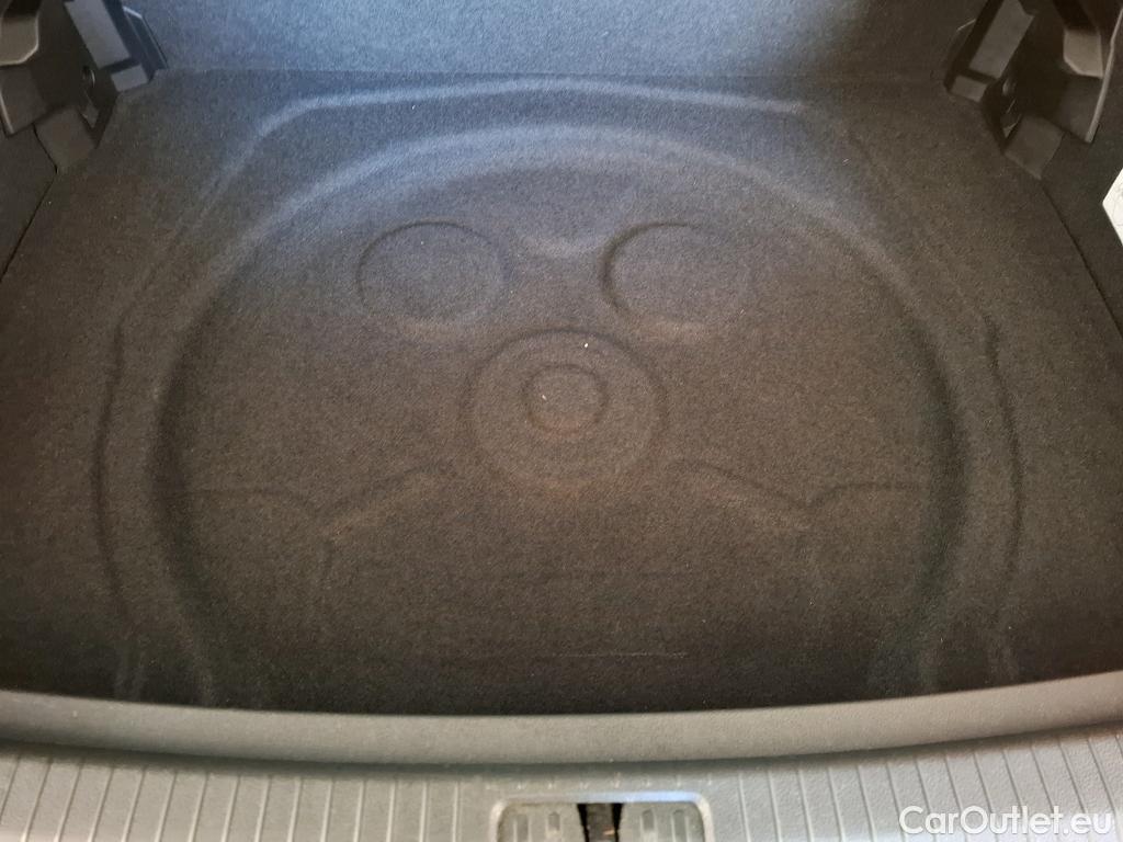  Volkswagen  Tiguan  Carat 2.0 TDI 150 DSG7 Pack R Line #27