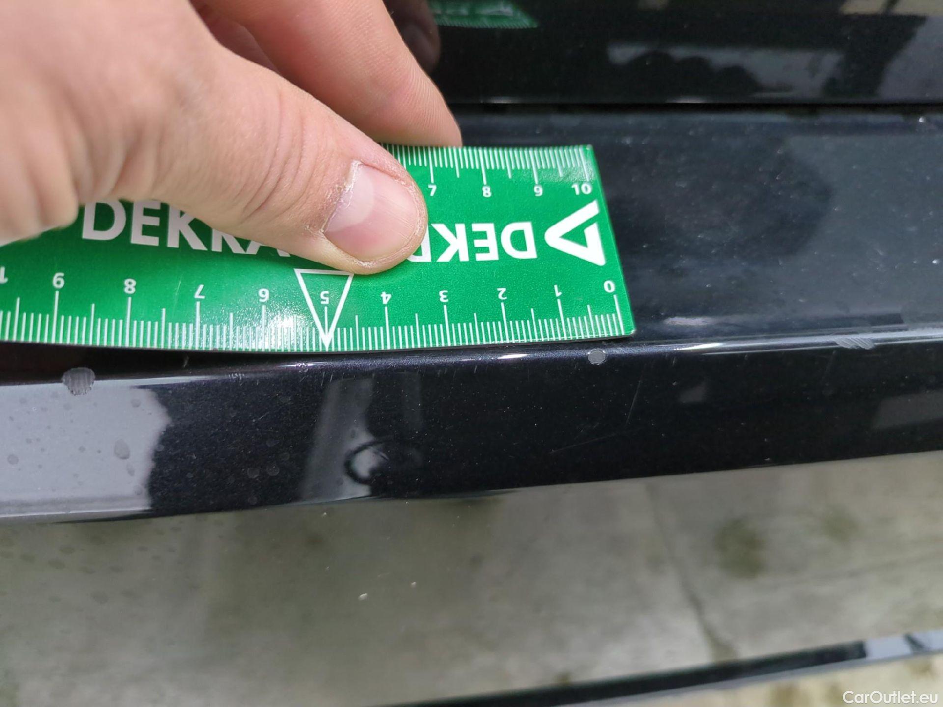  Bmw  Serie 3 BMW Série 3 Touring / 2022 / 5P / Break 318i 156ch Business Design BVA8 #24