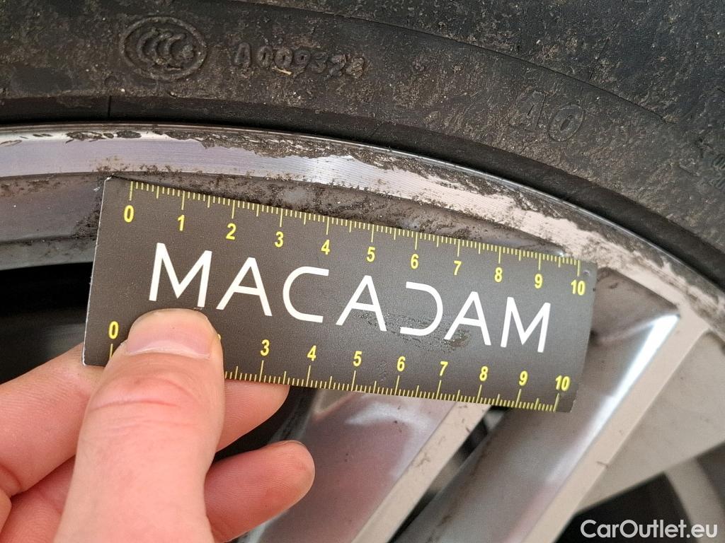  Audi  Q5  s line quattro 2.0 TDI 165CV BVA7 E6 #17