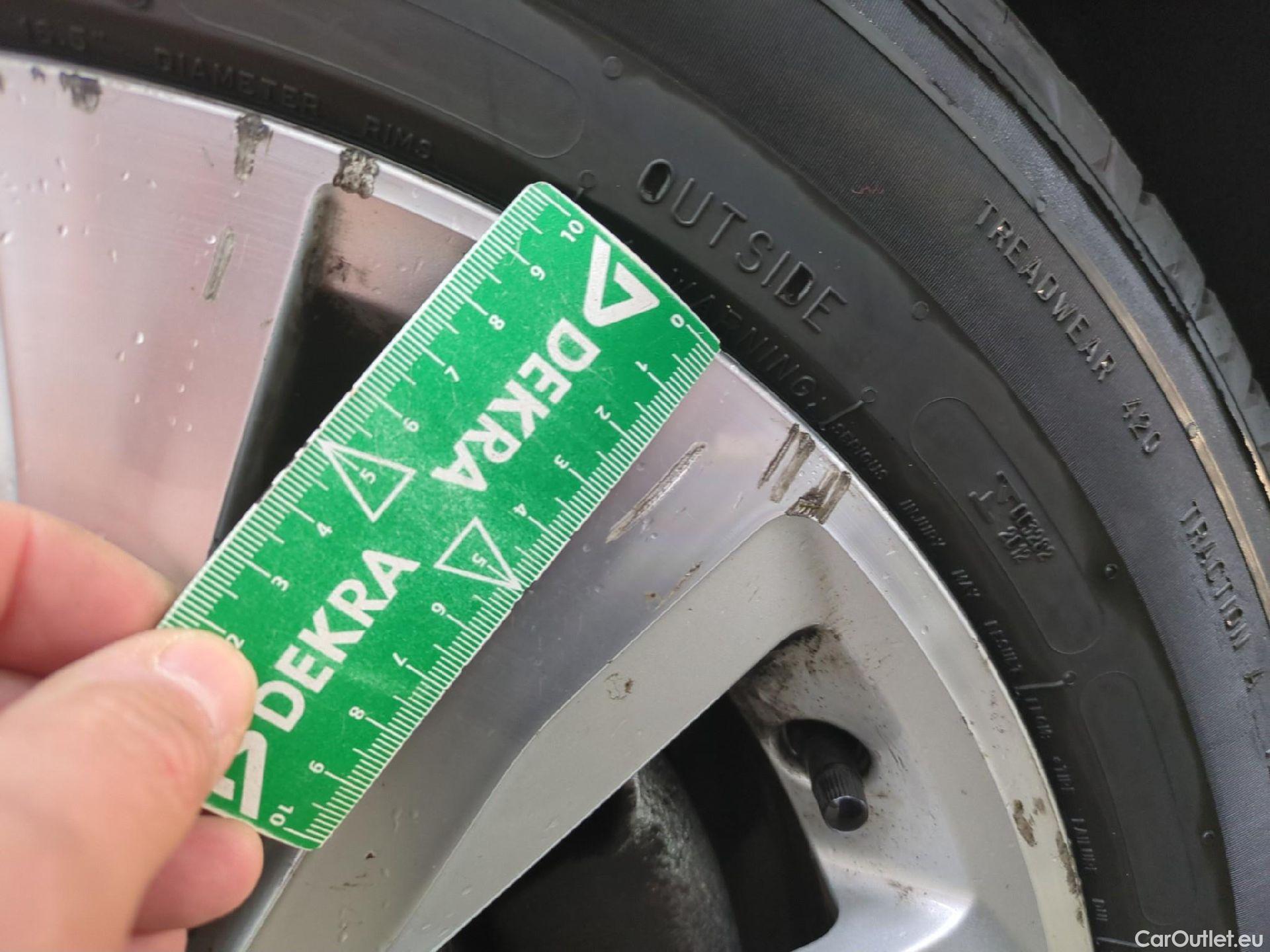  Volkswagen  Golf  VII Berline Confortline Business BMT 1.6 TDI 115CV BVA7 E6dT #2