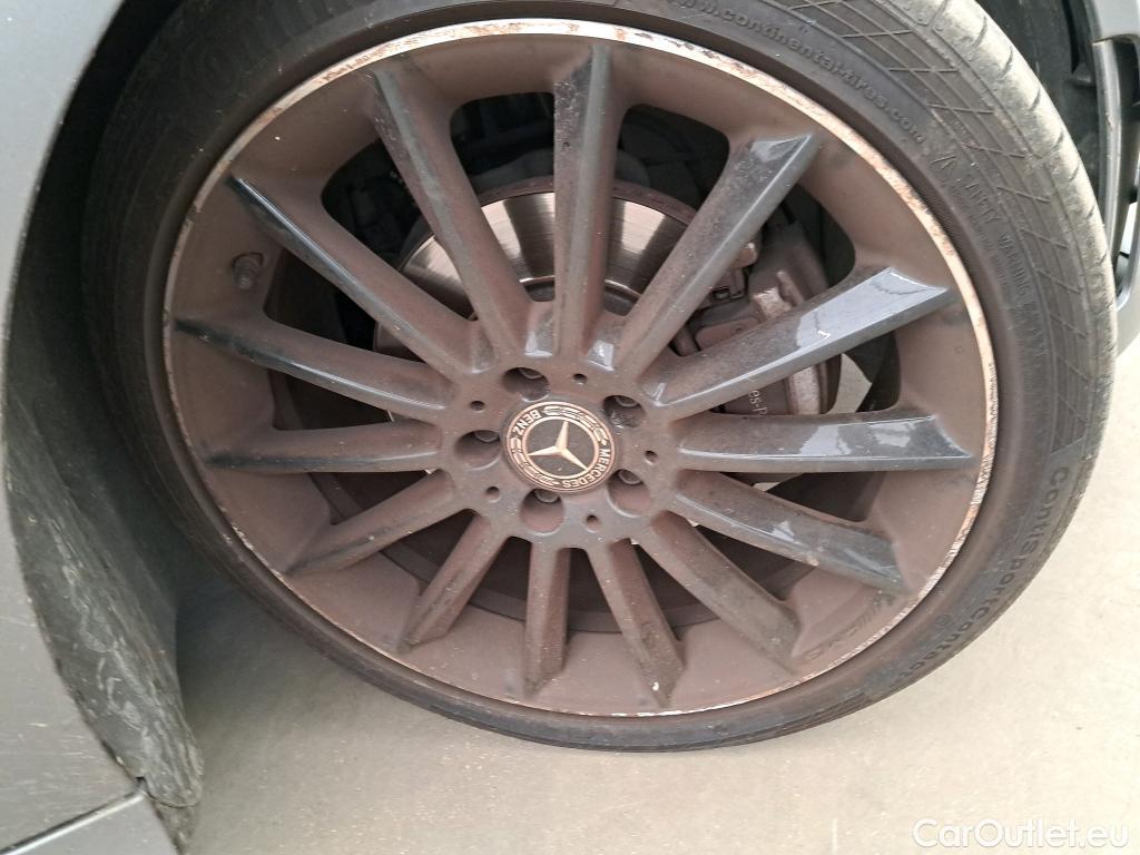  Mercedes  A-Klasse MERCEDES-BENZ Classe A Berline 5p Berline A 200 AMG Line 7G-DCT #19