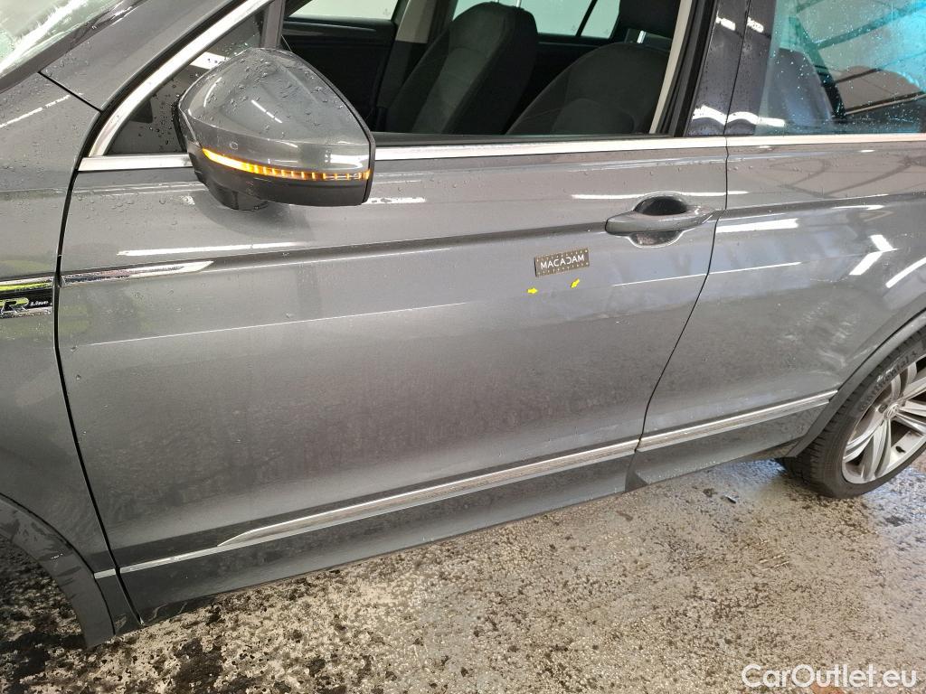  Volkswagen  Tiguan  Carat 2.0 TDI 150 DSG7 Pack R Line #1