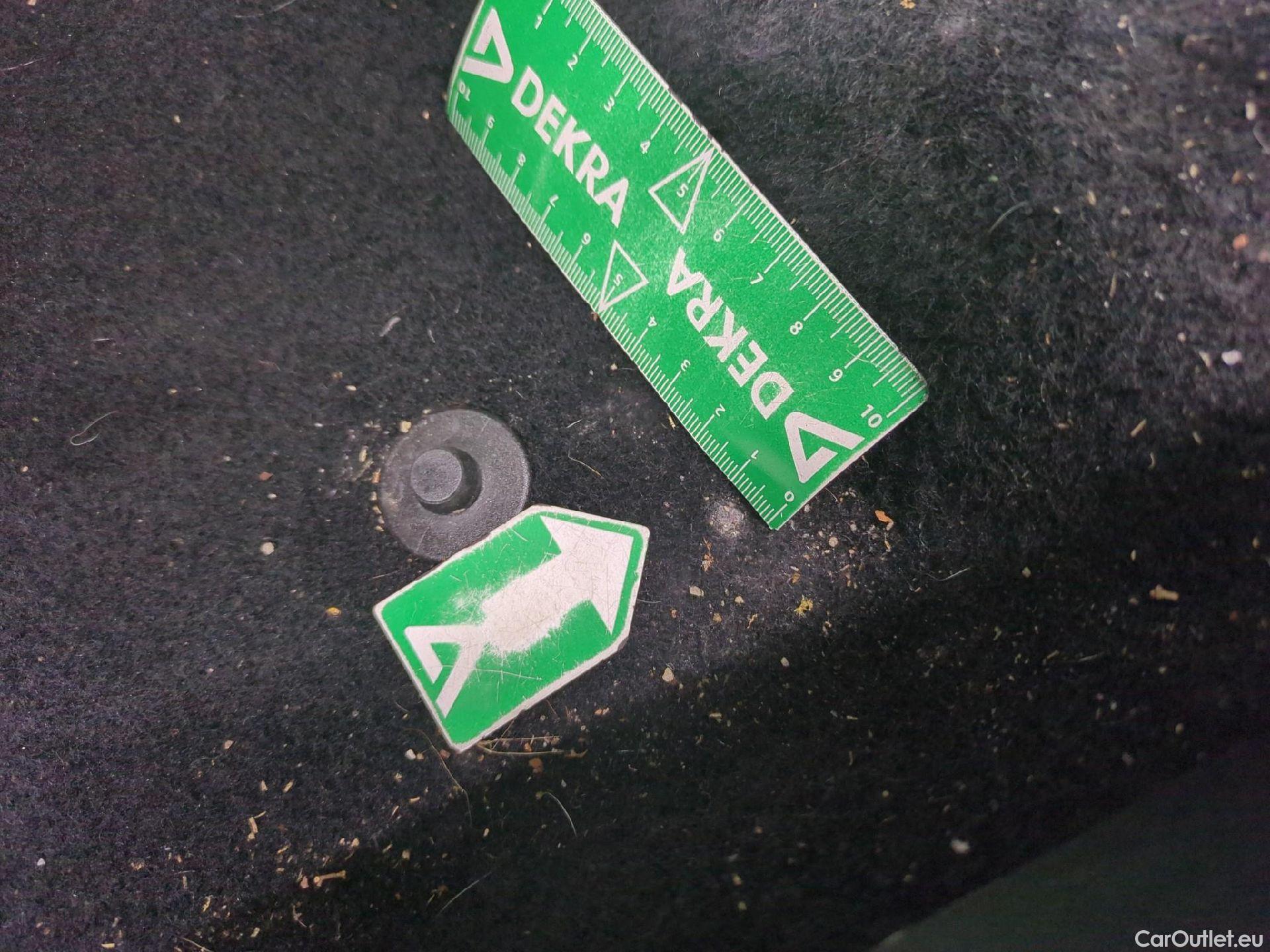  Volkswagen  Golf  VII Berline Confortline Business BMT 1.6 TDI 115CV BVA7 E6dT #14