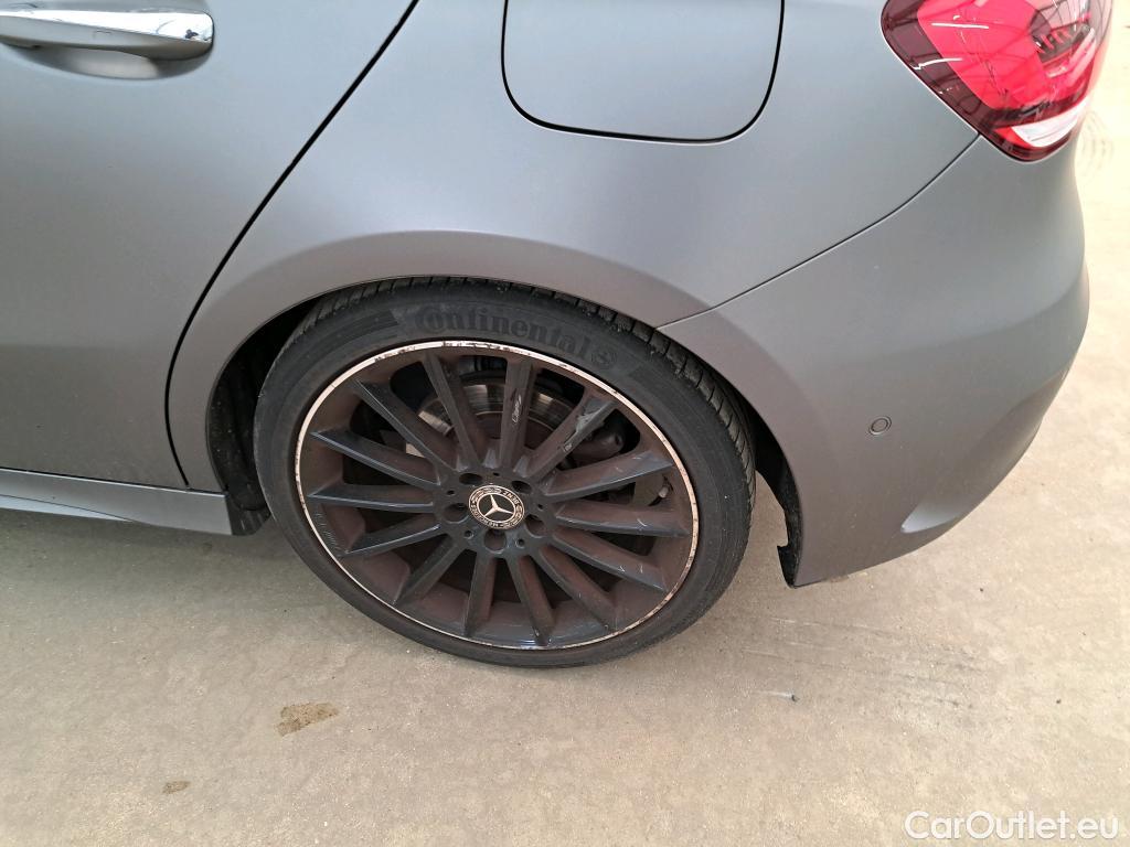  Mercedes  A-Klasse MERCEDES-BENZ Classe A Berline 5p Berline A 200 AMG Line 7G-DCT #8