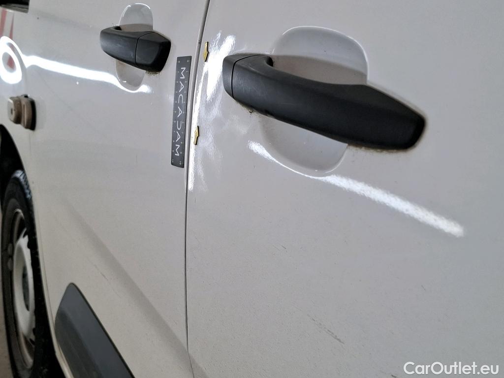  Citroen  Berlingo  Fourgon Worker M 1000 1.2 PureTech 130CV BVA8 E6d #21