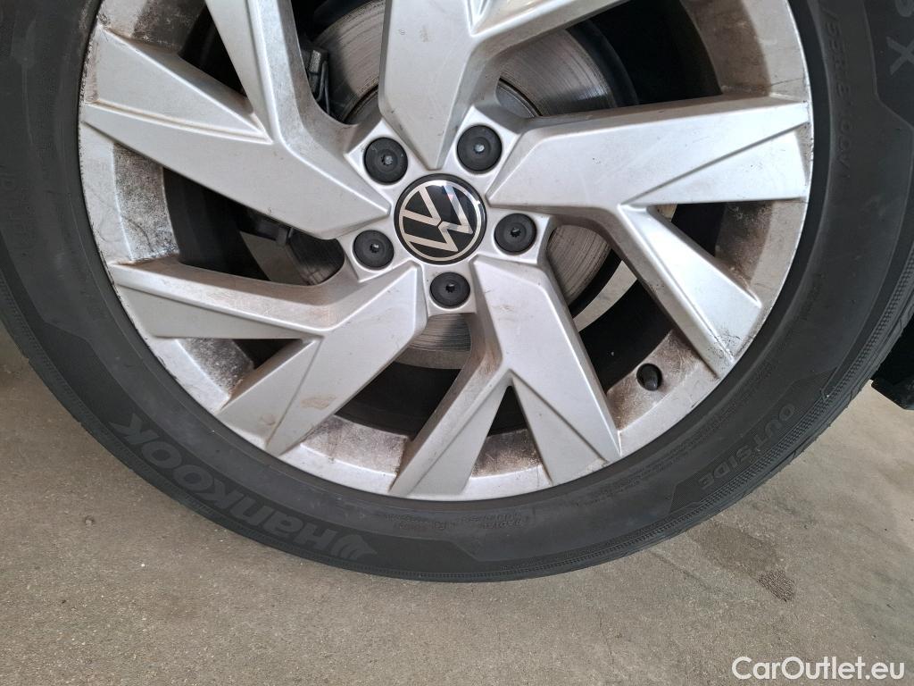  Volkswagen  Tiguan VOLKSWAGEN  / 2020 / 5P / SUV 1.5 TSI 150 DSG7 Elegance #11