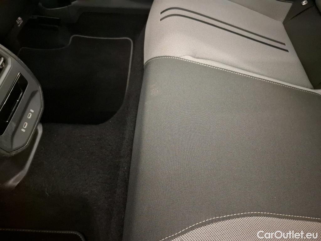  Seat  Leon  Business 1.0 TSI 110CV BVM6 E6d #17