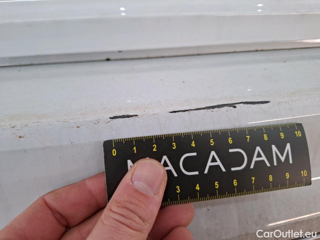  Volkswagen  Tiguan VOLKSWAGEN  / 2020 / 5P / SUV 1.5 TSI 150 DSG7 Elegance #2