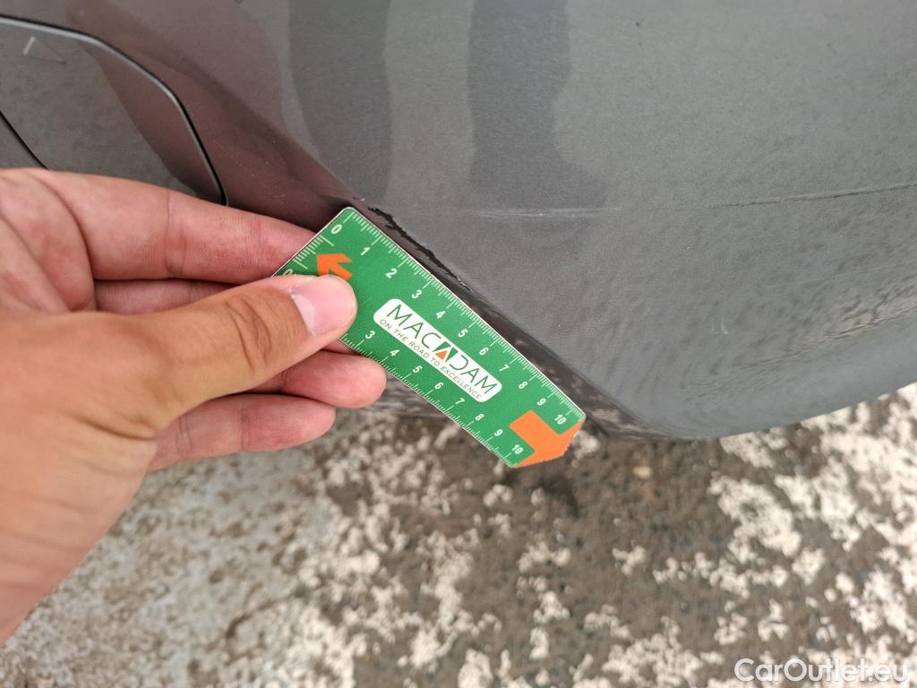  Bmw  Serie 1 BMW Série 1 / 2019 / 5P / Berline 116d DKG7 Business Design #15