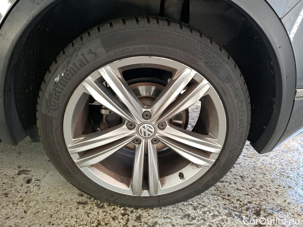  Volkswagen  Tiguan  Carat 2.0 TDI 150 DSG7 Pack R Line #26