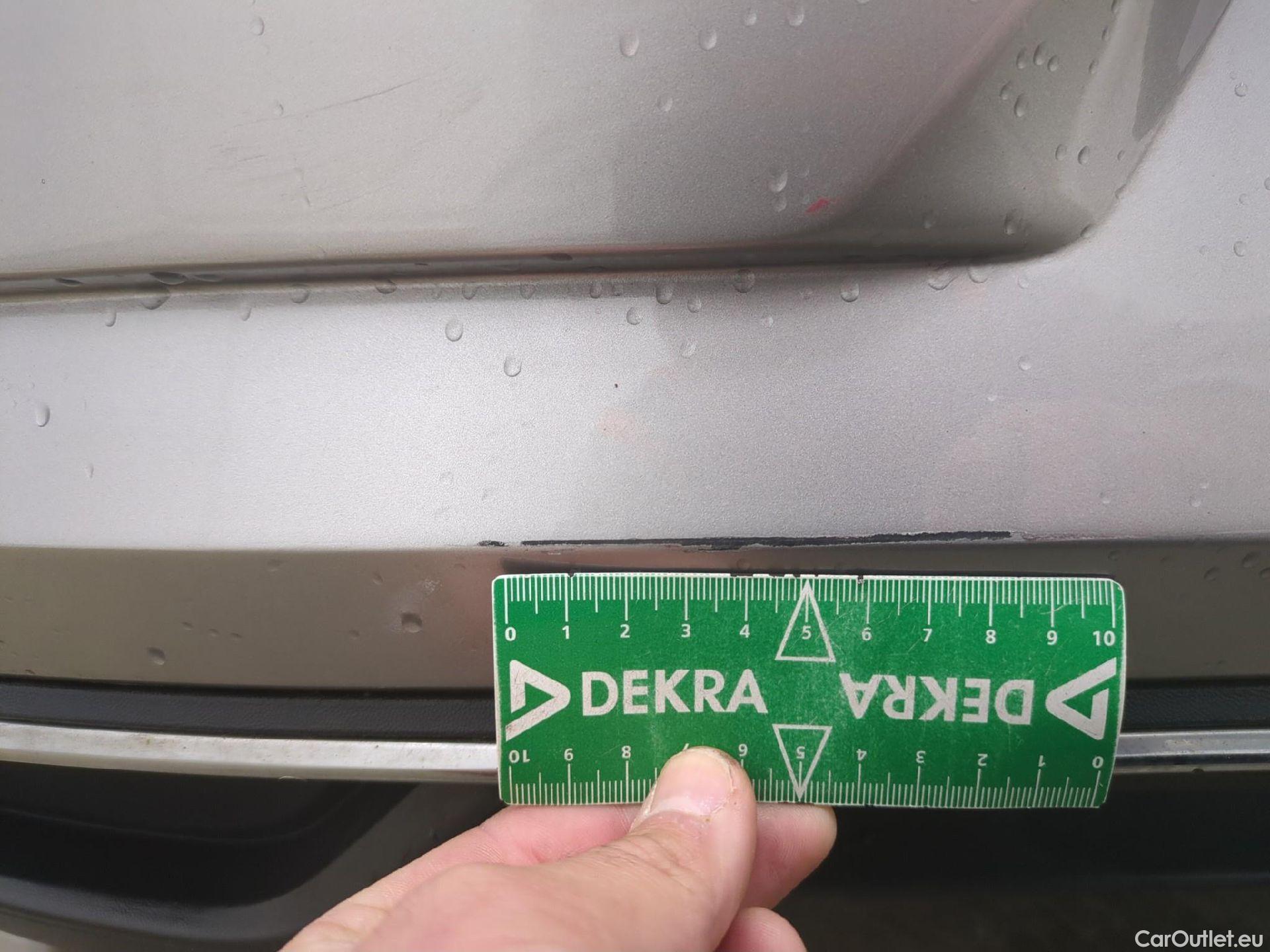  Volkswagen  Golf  VII Berline Confortline Business BMT 1.6 TDI 115CV BVA7 E6dT #18