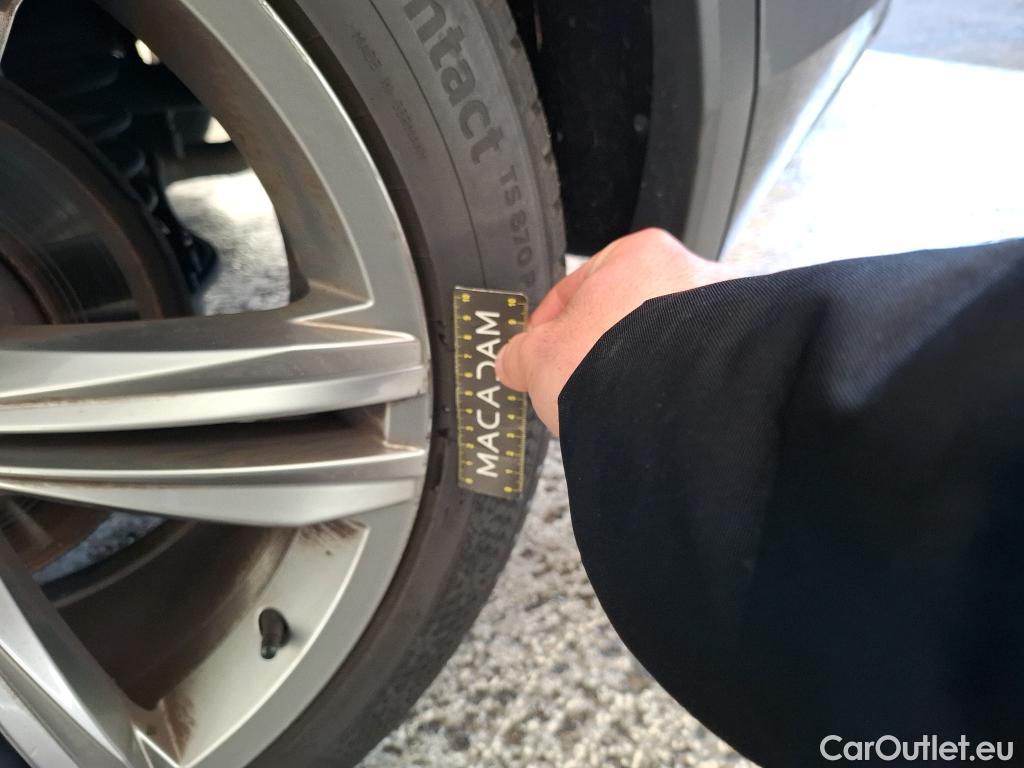  Volkswagen  Tiguan  Carat 2.0 TDI 150 DSG7 Pack R Line #15