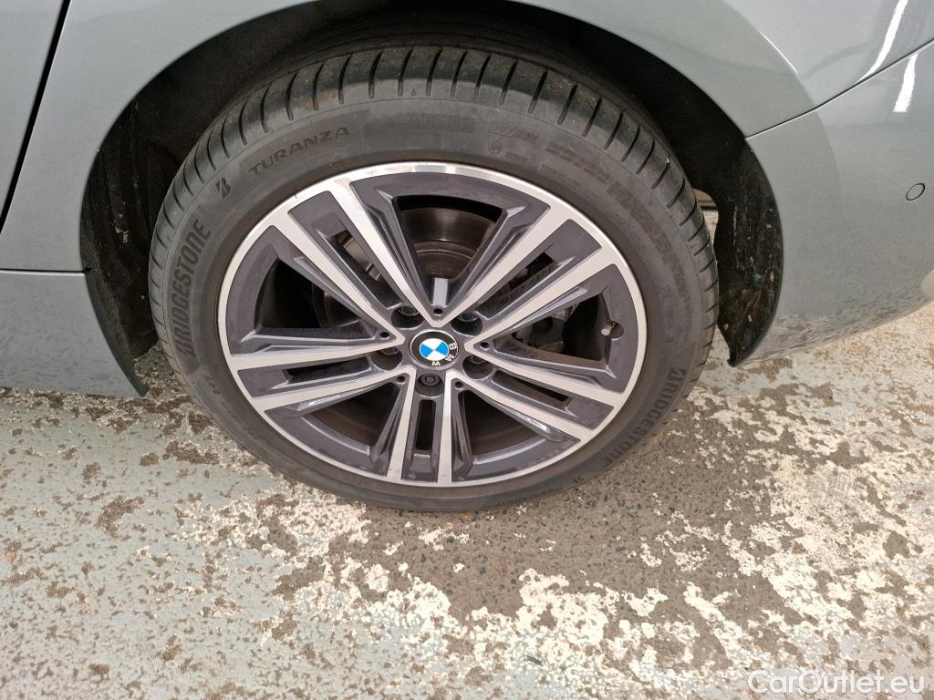  Bmw  Serie 1 BMW Série 1 / 2019 / 5P / Berline 116d DKG7 Business Design #10