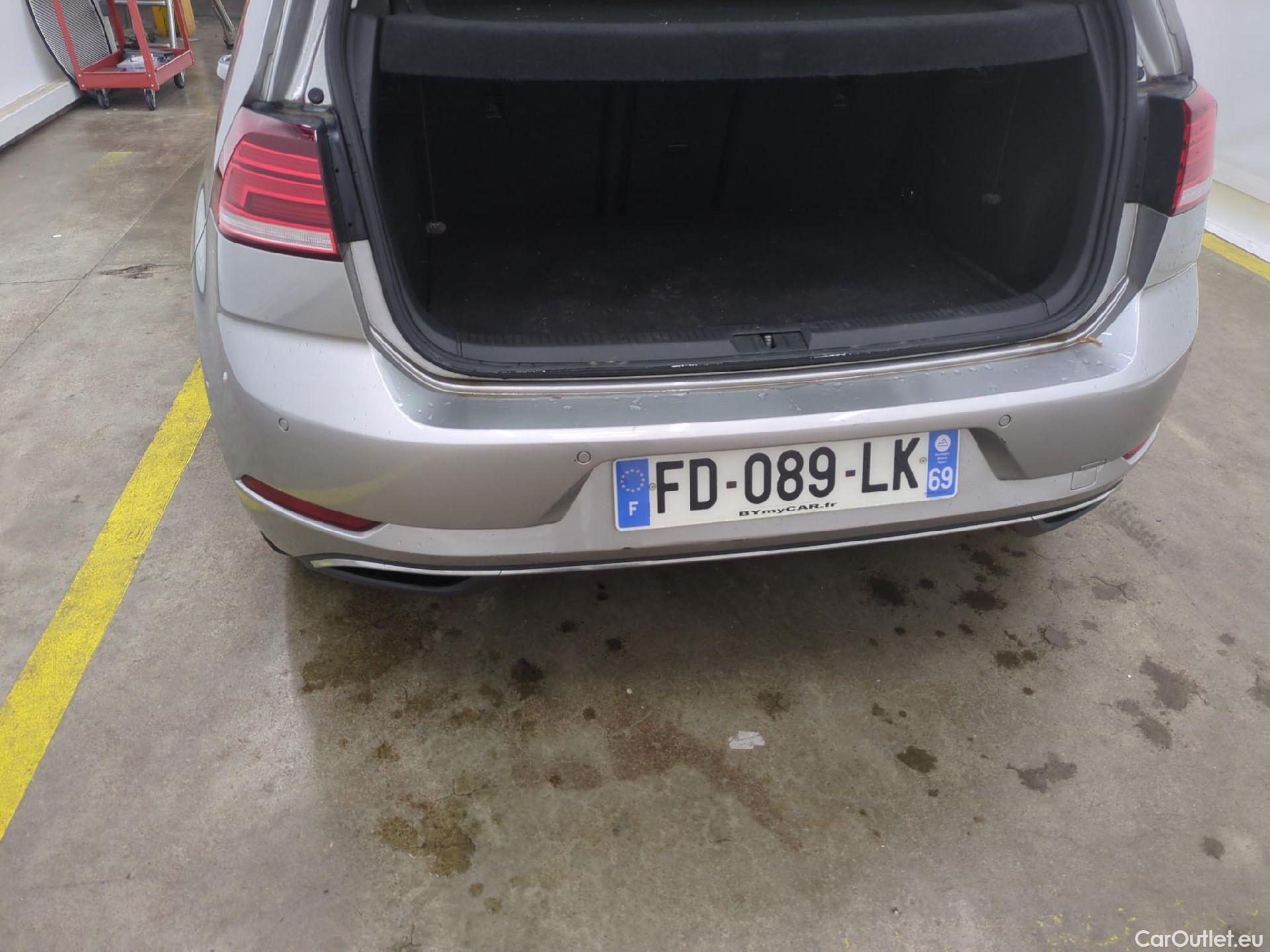  Volkswagen  Golf  VII Berline Confortline Business BMT 1.6 TDI 115CV BVA7 E6dT #17