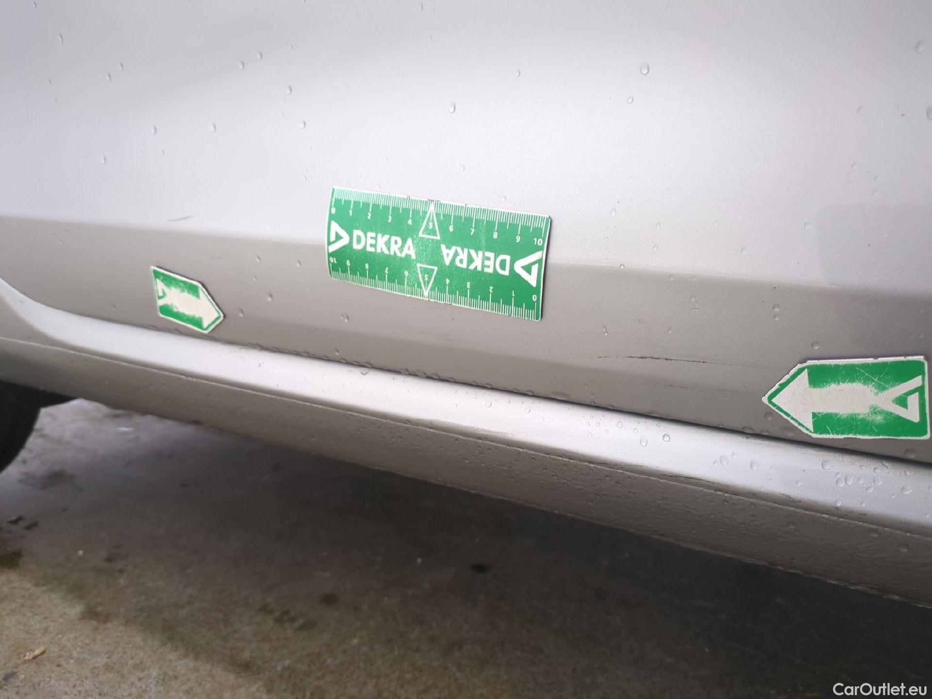  Volkswagen  Golf  VII Berline Confortline Business BMT 1.6 TDI 115CV BVA7 E6dT #25